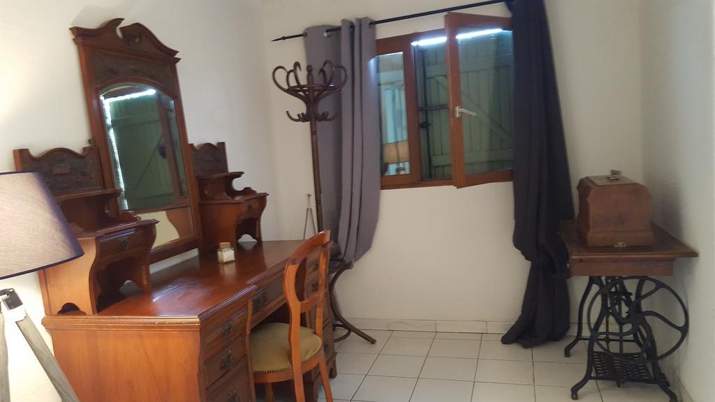 Aux Oliviers Ξενοδοχείο Homps  Εξωτερικό φωτογραφία