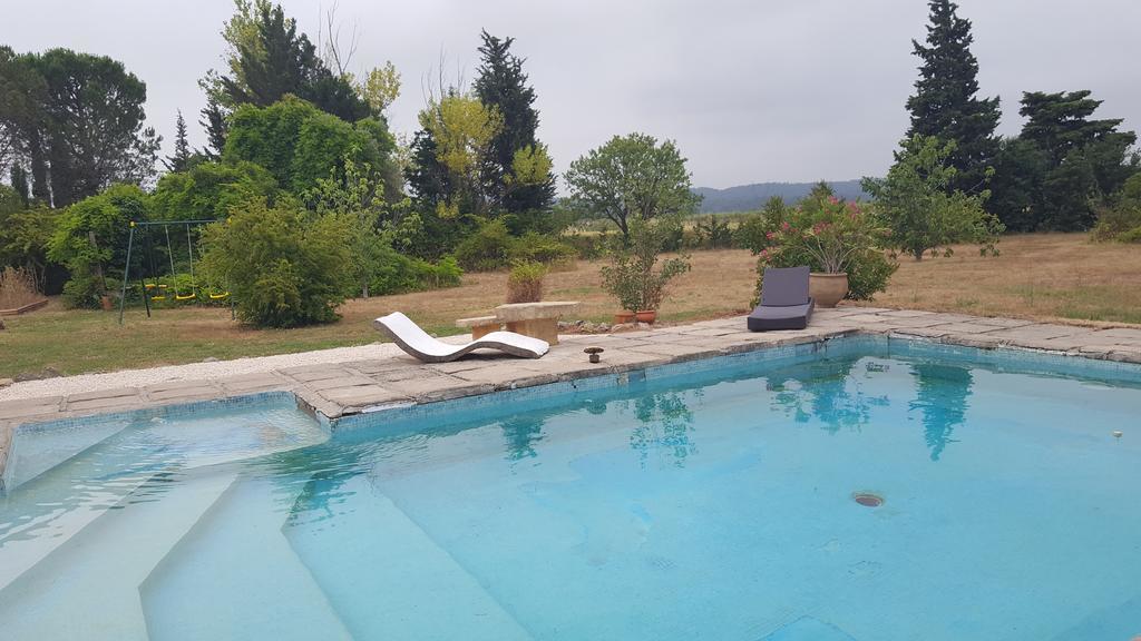 Aux Oliviers Ξενοδοχείο Homps  Εξωτερικό φωτογραφία